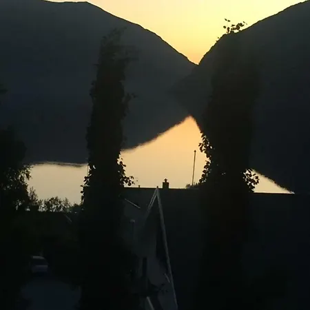 Sentrum, Lev Landlig * Syvde